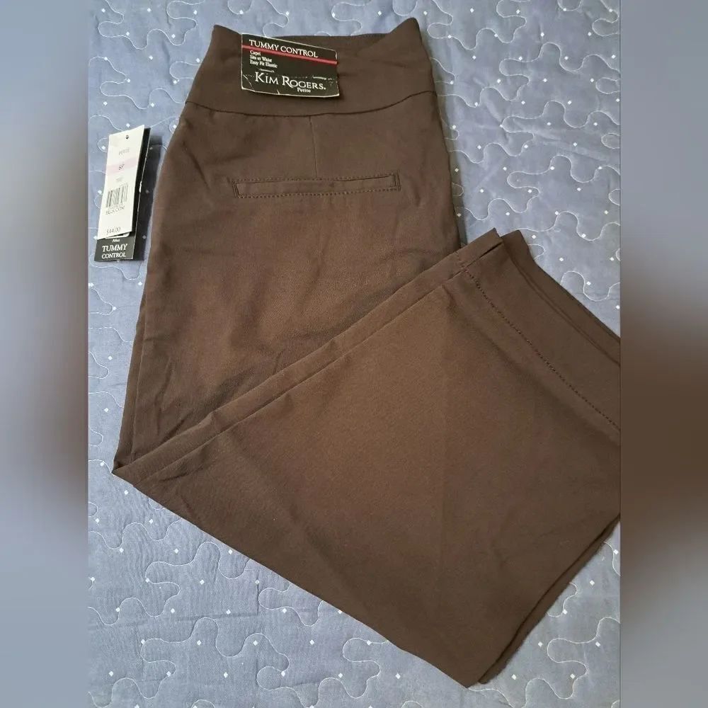 Kim Rogers brown capri pants size 6 Petite NWT